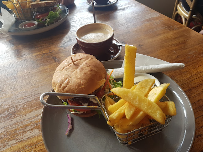 10 First Street, Lansdowne, Masterton 5810, New Zealand