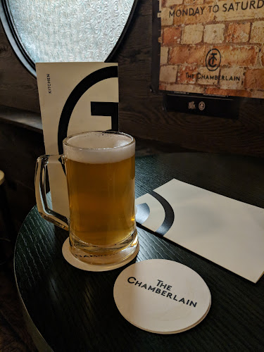 Comentarii opinii despre The Chamberlain