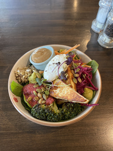 Comentarii opinii despre Sevenpenny