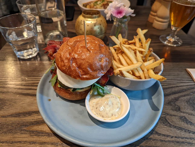 124 Queen Street, Northcote Point, Auckland 0627, New Zealand