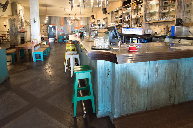 Comentarii opinii despre La Mexica Cantina and Restaurant