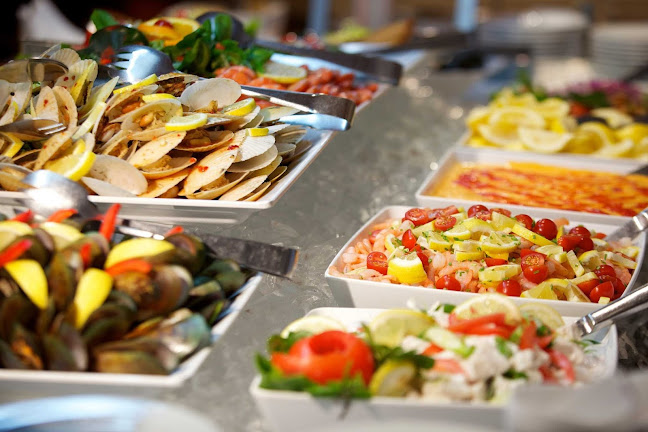 Chapmans Buffet & Bar