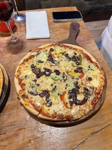 Comentarii opinii despre Groper Garage Bar & Restaurant