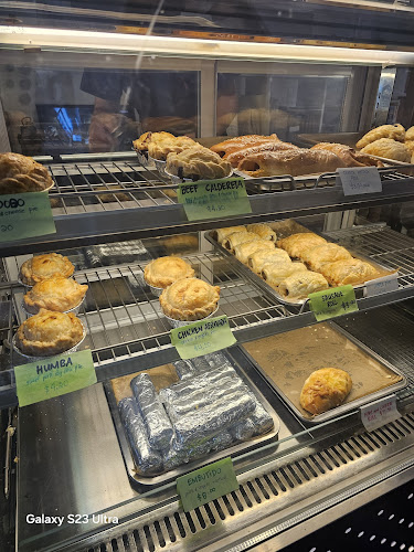 Dozena Bakery - Auckland