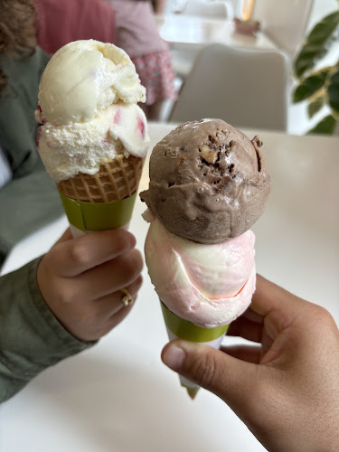 1 Shakespeare Road, Milford, Auckland 0620, New Zealand