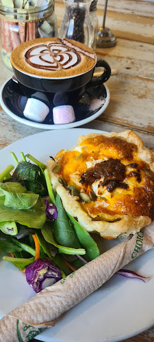 Le Cafe Telephonique - Hospitality and gastronomy