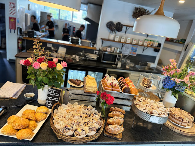 Milk & Honey Phone number