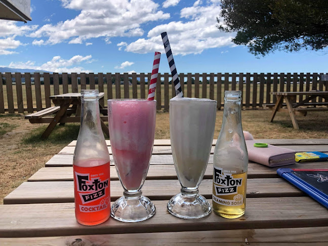 Comentarii opinii despre Hangar Round Cafe