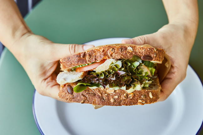 ESSENTIAL deli - Auckland