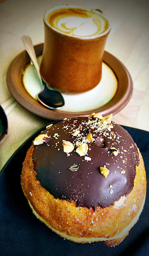 Sixes And Sevens - Hospitality and gastronomy