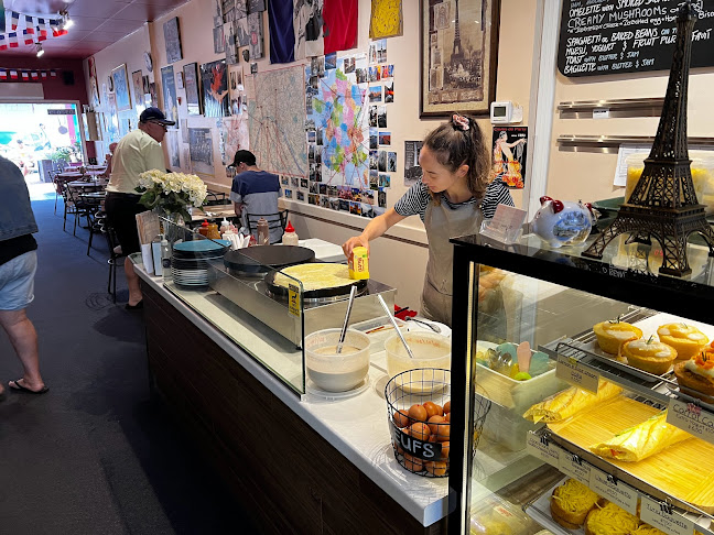 Comentarii opinii despre Le Cafe De Paris