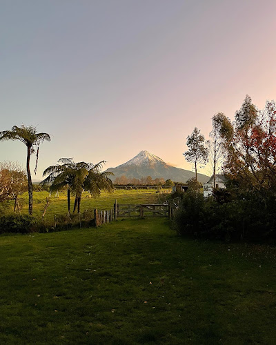 Volcanoview Café, Restaurant & Accommodation - Hospitality and gastronomy