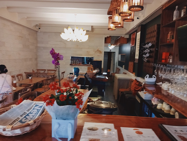 Hong Kong Date 香港地 - Cambridge