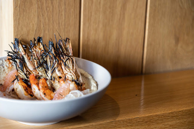 Comentarii opinii despre Earl