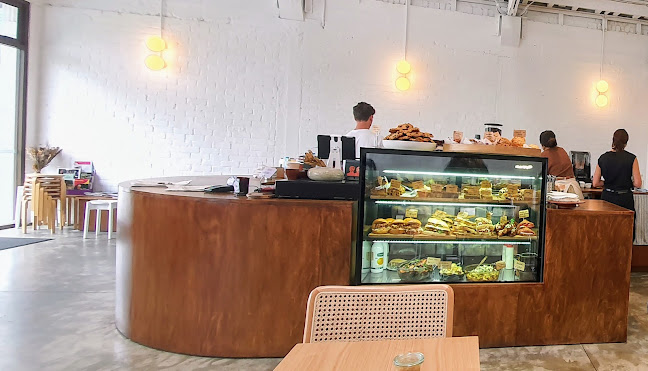 Comentarii opinii despre Child Sister