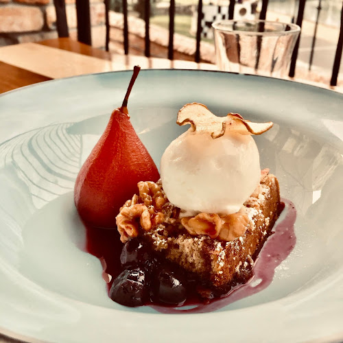 Comentarii opinii despre Aqua Restaurant and Bar (In the Hundertwasser Art Centre)