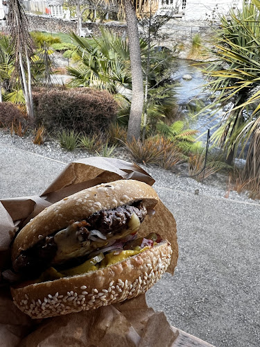 Curbside Coffee & Bagels