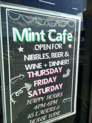 8/10 George Bolt Street, Rongotai, Wellington 6022, New Zealand