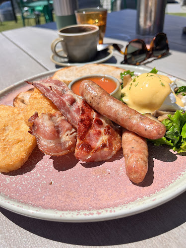 Opinii despre 11th Avenue by Frank's în Queenstown - Hospitality and gastronomy