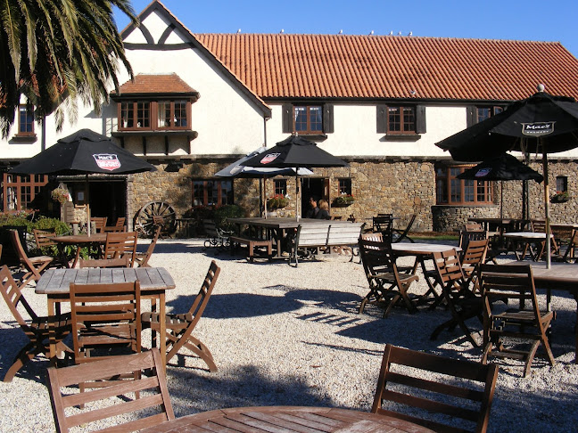 The Honest Lawyer Country Pub, Hotel & Venue Hire