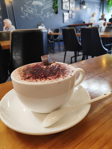 Comentarii opinii despre C3 Factory