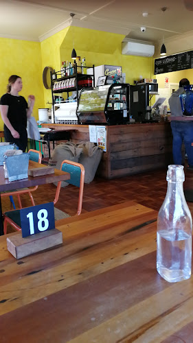 Comments and reviews of Don Luciano Café Masterton