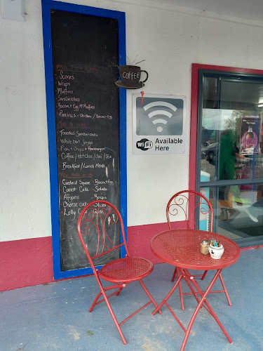 On the Spot Pukeko Store And Cafe - Hospitality and gastronomy