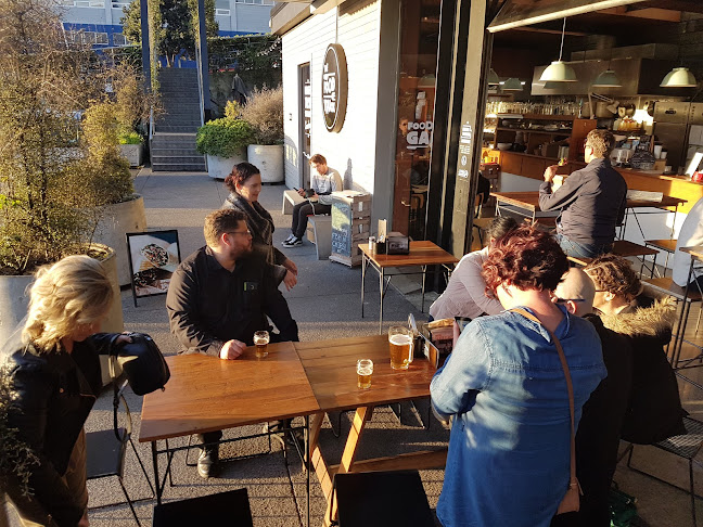 Food Truck Garage - Hospitality and gastronomy