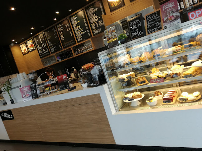 Comments and reviews of The Coffee Club Avondale