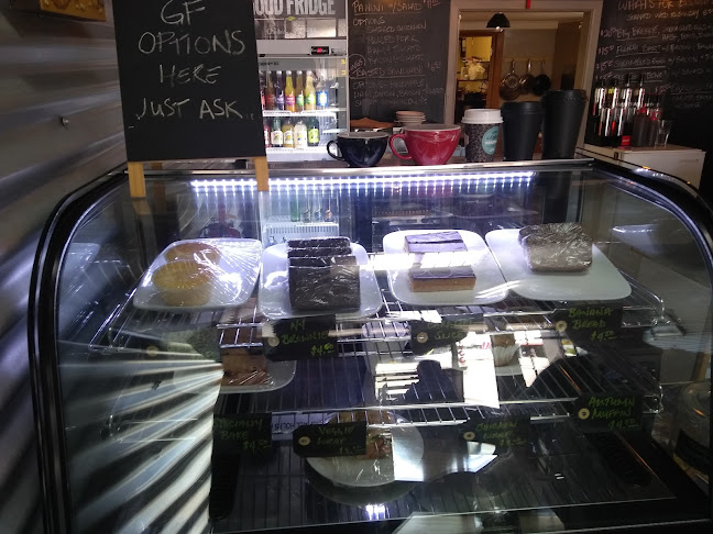 Opinii despre Addiction Cafe Eketahuna în Eketāhuna - Hospitality and gastronomy