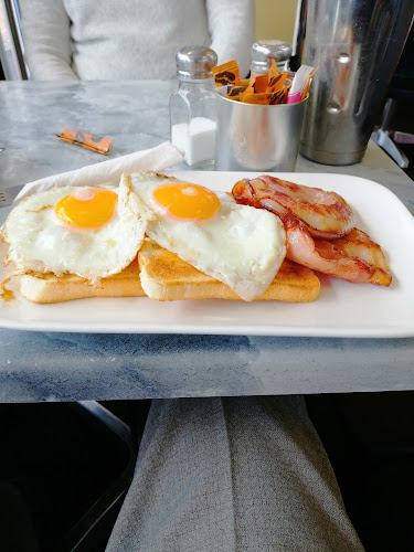 Cafe Palms - Hospitality and gastronomy