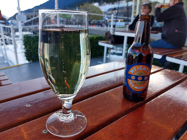 Perky's - Floating Bar Queenstown - Hospitality and gastronomy