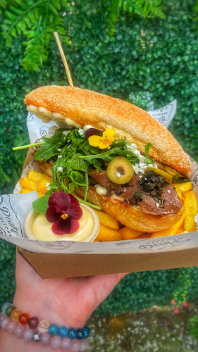 Peake’s Kitchen & Ice Cream, Store - Papatowai