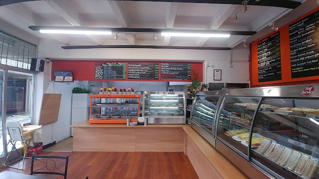 Roselands Cafe & Bakery - Auckland