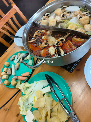 8 Fitzherbert Avenue, Palmerston North Central, Palmerston North 4410, New Zealand