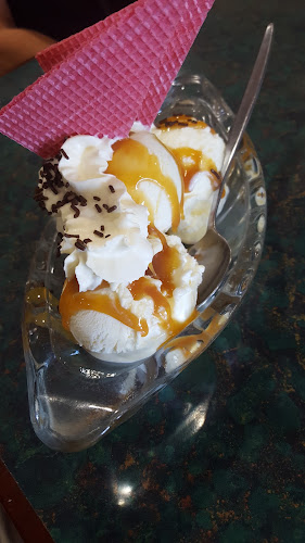 Comentarii opinii despre Falls Hotel