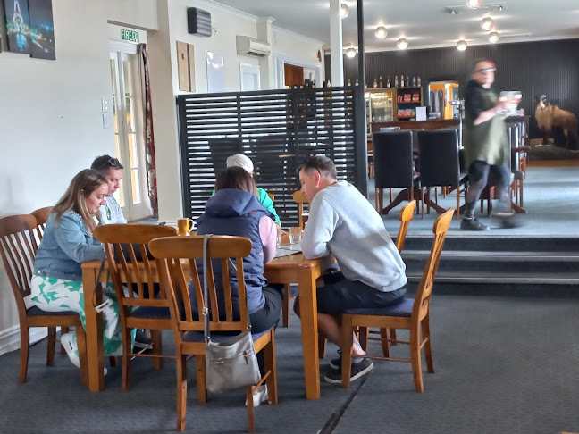 Opinii despre West Melton Tavern & Restaurant în West Melton - Hospitality and gastronomy