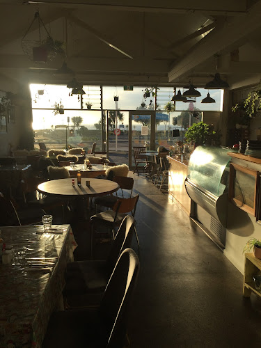 Hunger Monger Seafood - Hospitality and gastronomy