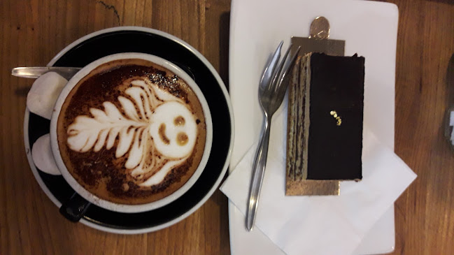 La Cloche Kaiwharawhara | Wellington French Café & Catering - Hospitality and gastronomy