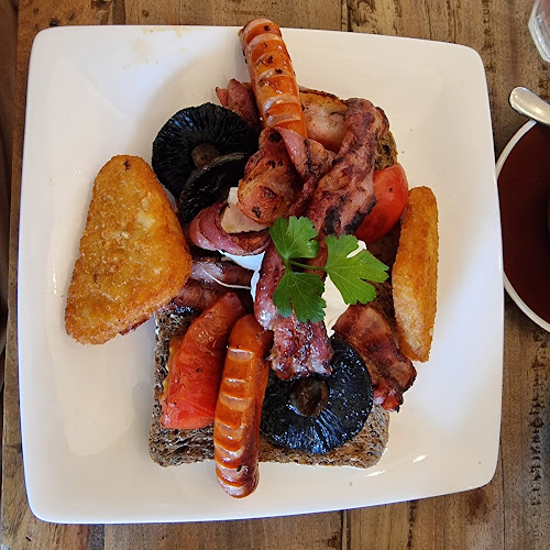 1174 Whakaue Street, Ohinemutu, Rotorua 3010, New Zealand