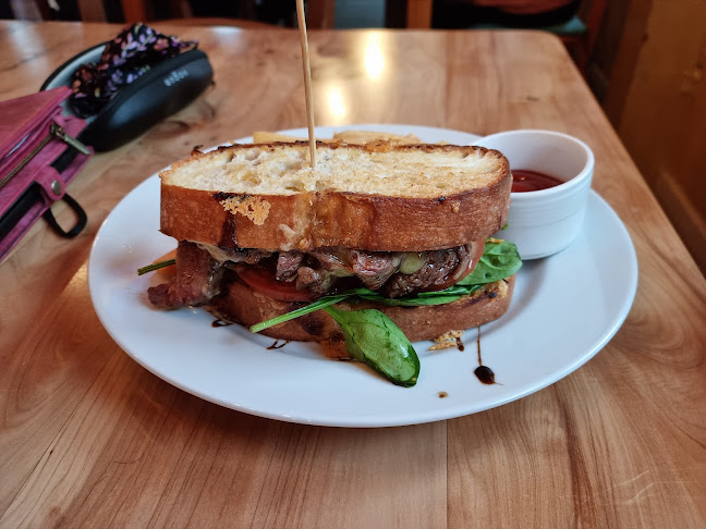 The Duck and Cover - Hospitality and gastronomy