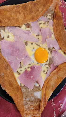 Le Cafe De Paris - Hospitality and gastronomy