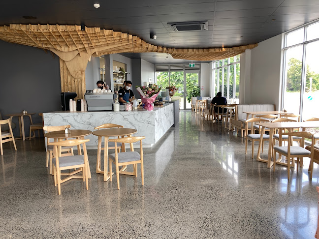 Comentarii opinii despre The Corner Cafe