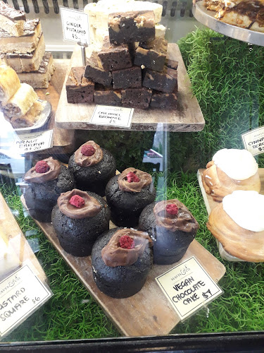 Mavis & Co - Hamilton