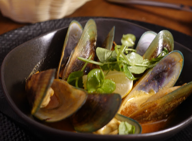 Comentarii opinii despre Momentos By The Lake Restaurant