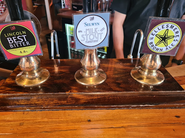 Comentarii opinii despre The Laboratory