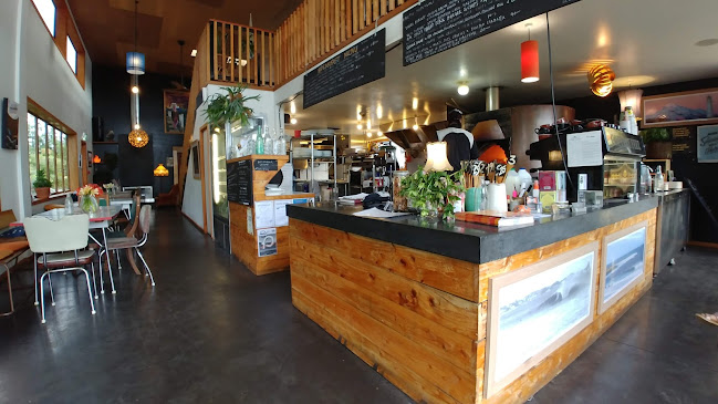 Cafe Lahar - Hospitality and gastronomy