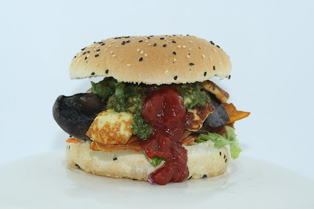 Deluxe Diner Phone number