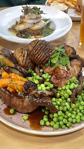 Opinii despre Albert's Post Bar and Eatery în Auckland - Hospitality and gastronomy