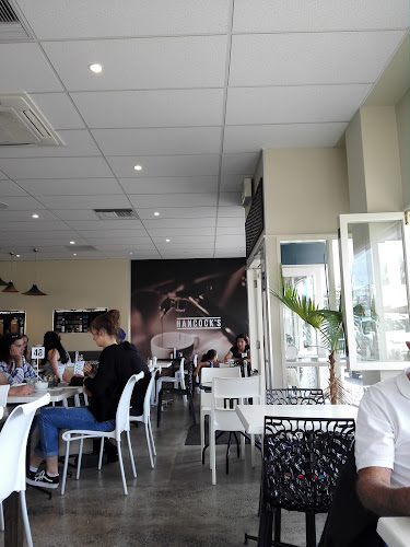 Comments and reviews of Hancock's Cafe